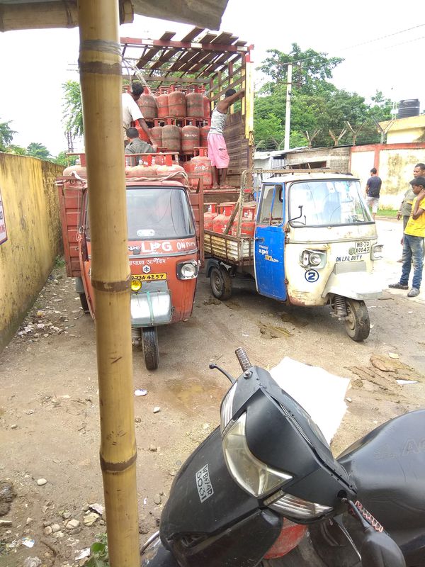 Kanchenjunga gas service