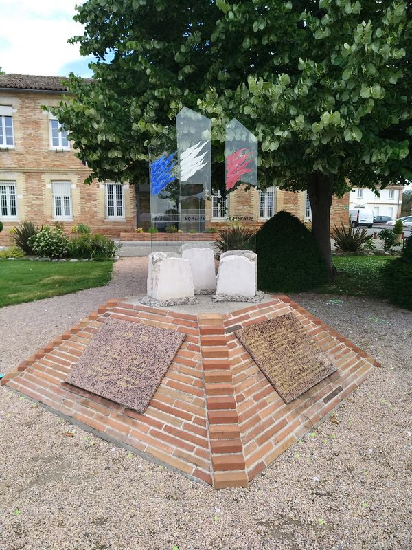 Eurocenter - Boluc