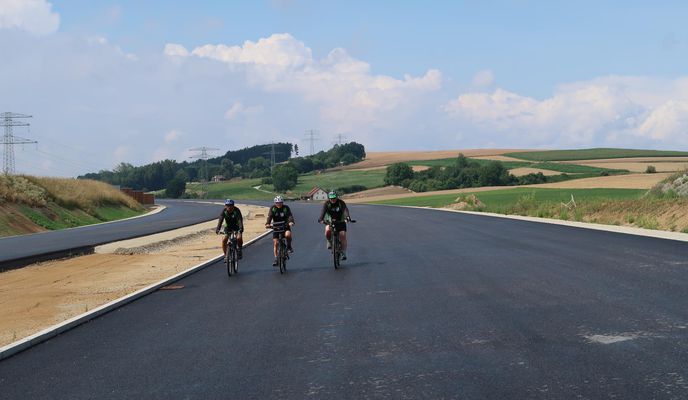 Foto 2 der Bikemap-Route "Wörth-Martinshaun-Unterunsbach-B15N-Unterwattenbach-Grießenbach-Wörth"