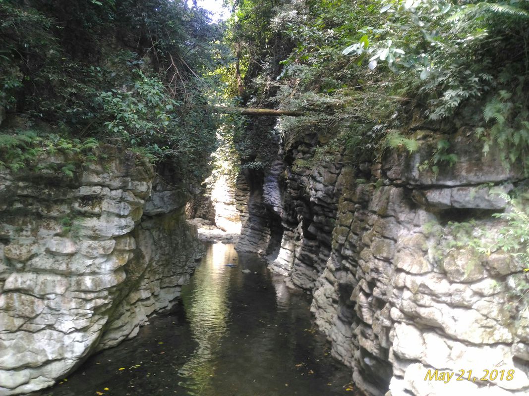 FUN-RACE TO BLUE WATERFALLS AND CAVE