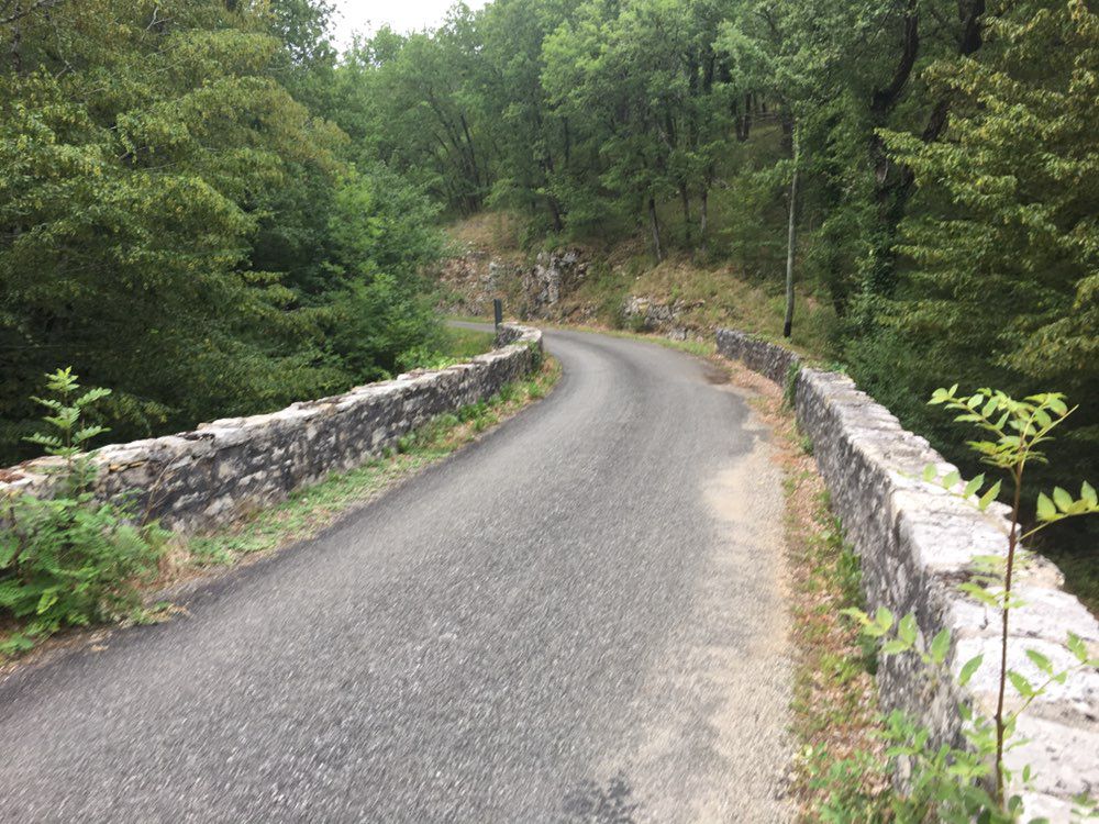 Snail-like route in Dégagnac