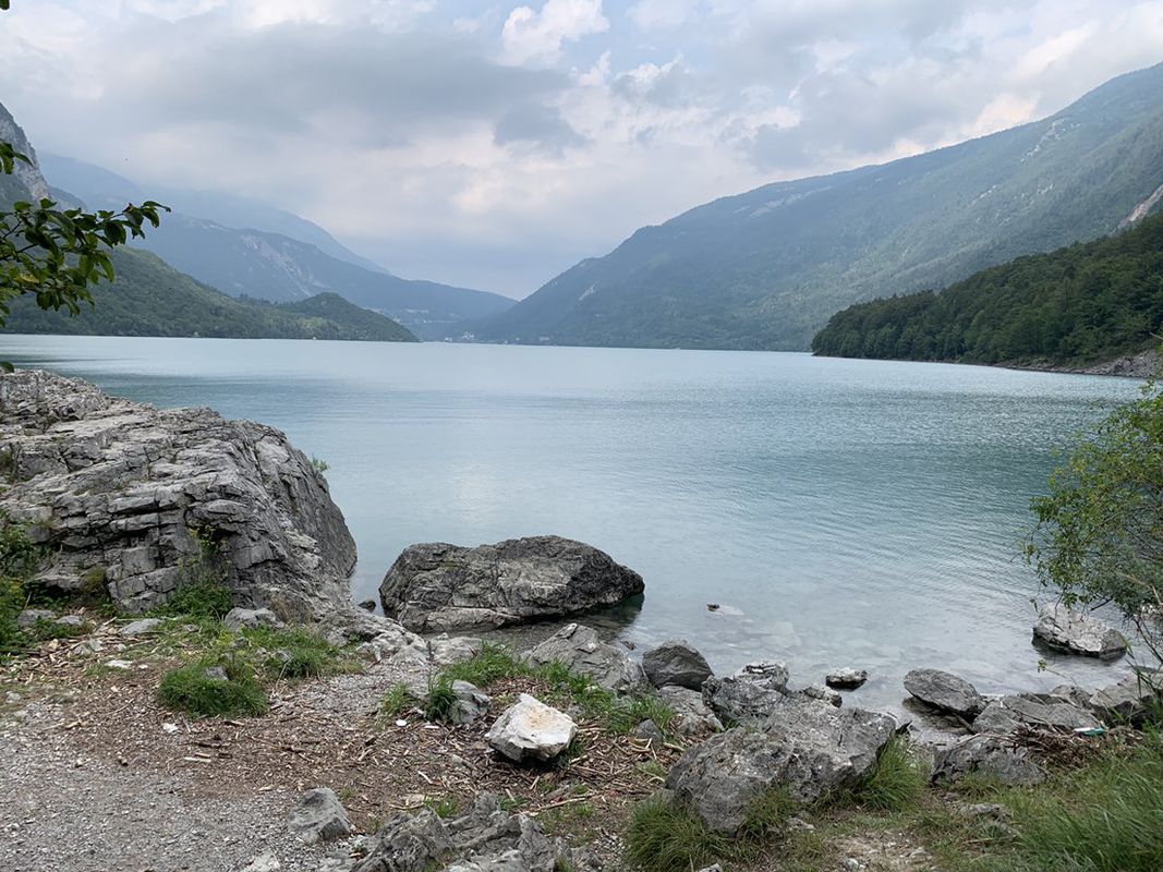Giro a velocità lenta in Terlago