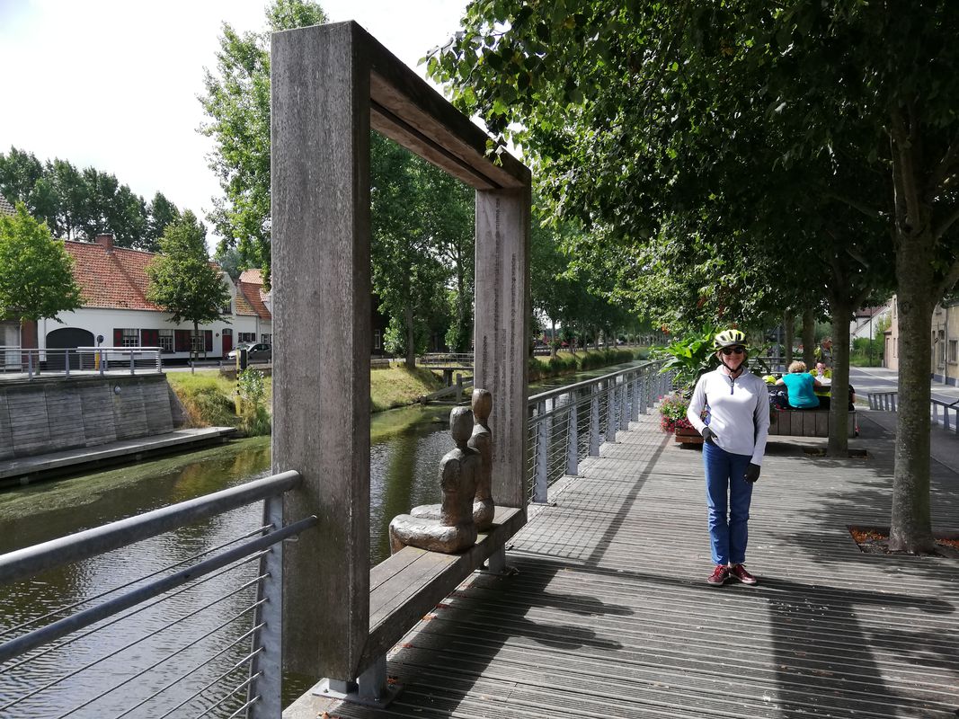 nieuwpoort to Veurne