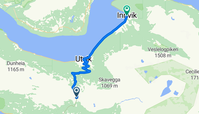 Langsame Fahrt in Innvik