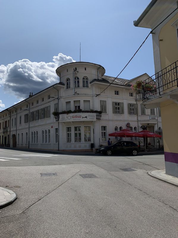 Langsame Fahrt in Solkan