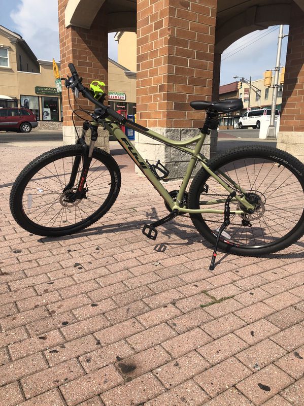Steady ride in Elmwood Park