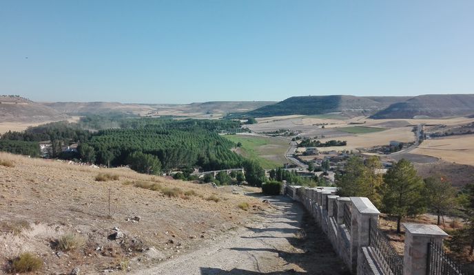 Foto 1 der Bikemap-Route "Pecharroman Laguna calabazas la villa Serradilla la villa sub a fuentesoto Pecharroman" Foto 1 der Bikemap-Route "Pecharroman Laguna calabazas la villa Serradilla la villa sub a fuentesoto Pecharroman"