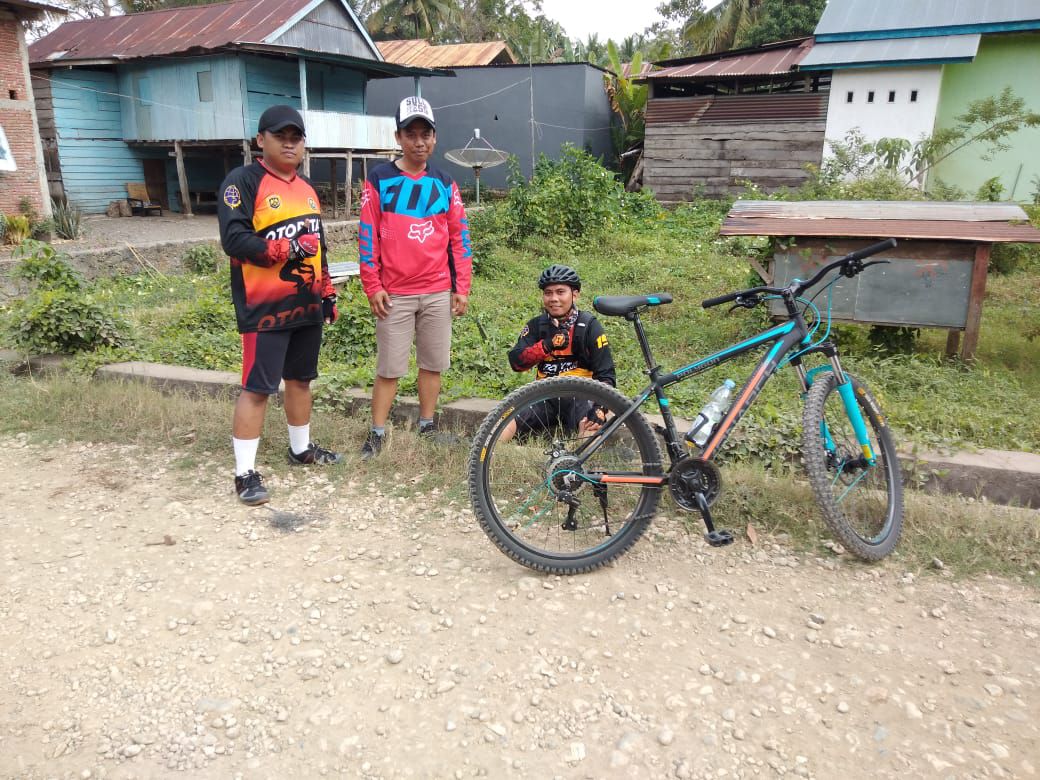 W/ TENRI BETTA CYCLE CLUB