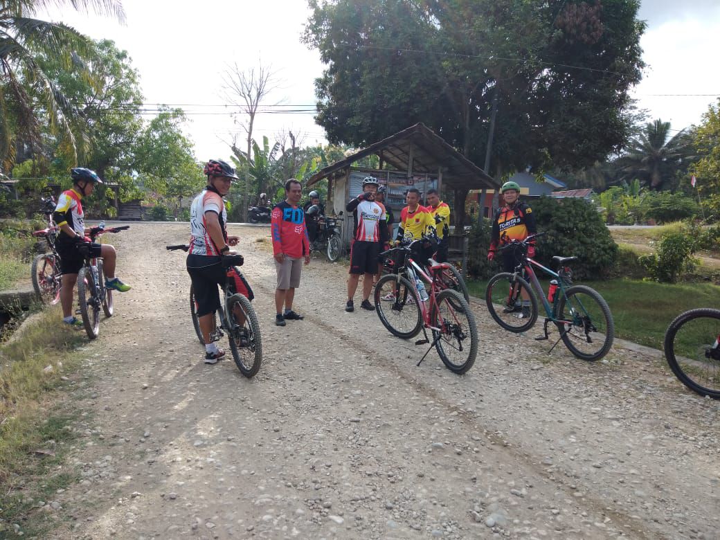 W/ TENRI BETTA CYCLE CLUB