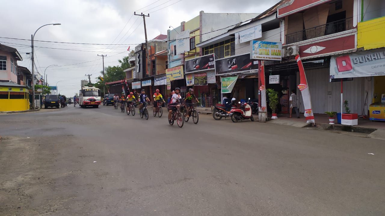 W/ TENRI BETTA CYCLE CLUB