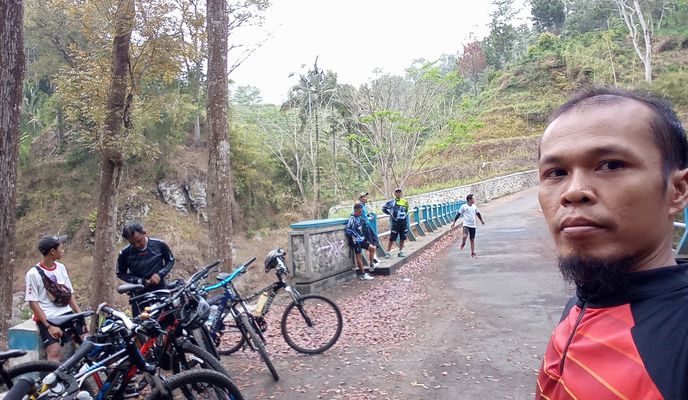 Zdjęcie 1 trasy Bikemap „mbrubus pagerwojo tulungagung”