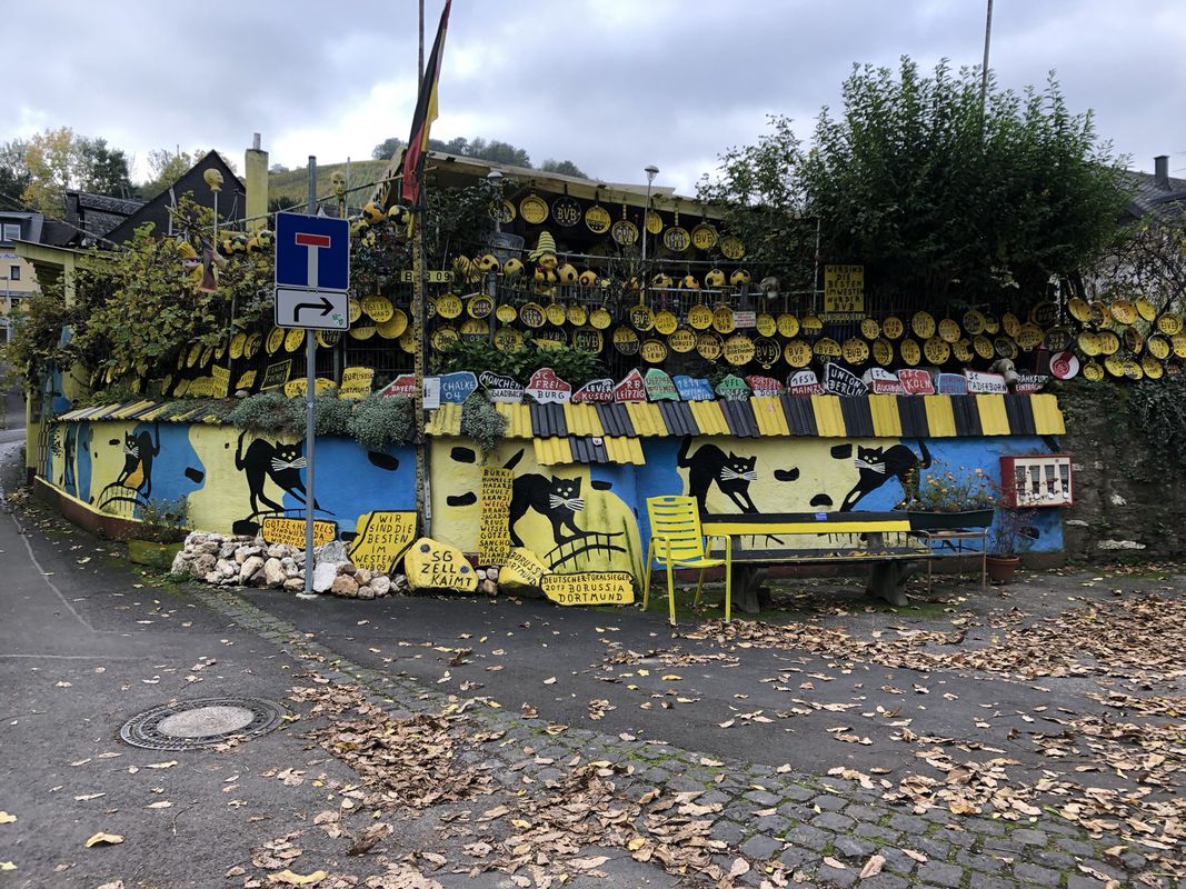 Gerade Fahrt in Alf an der Mosel