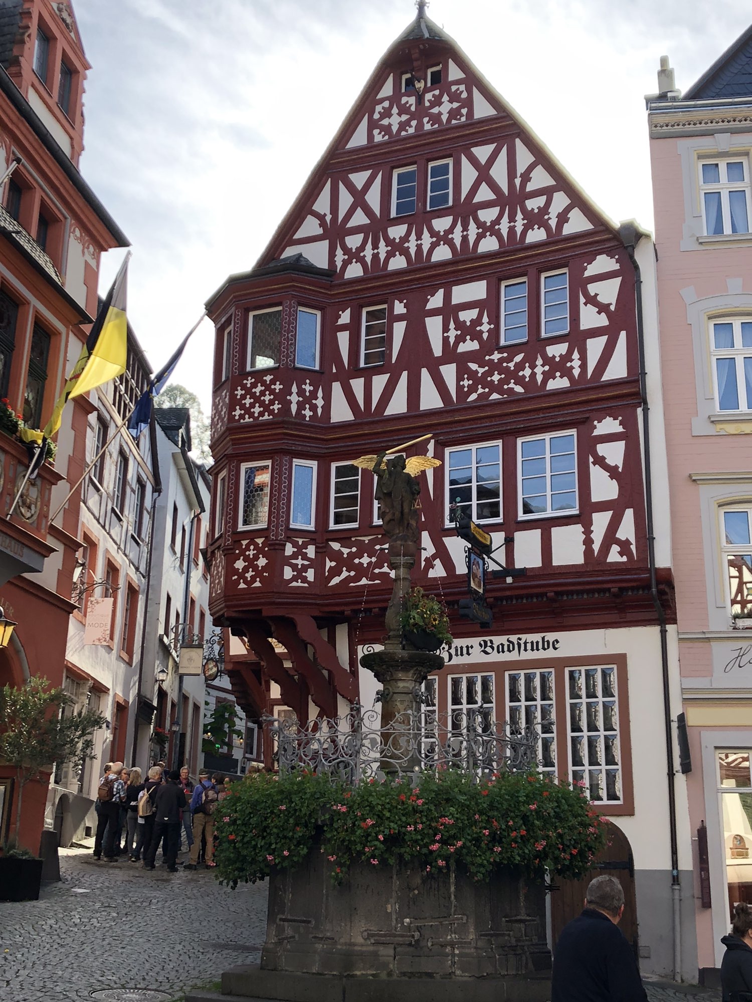 Gerade Fahrt in Graach an der Mosel