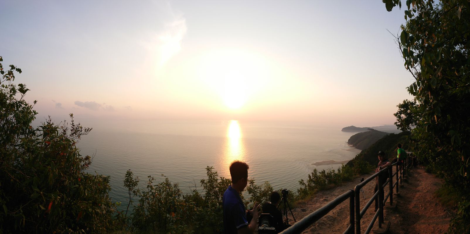 pantai bukit kluang