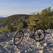 Foto 7 der Bikemap-Route "Podšupera-Tribalj-Križišće-Jadranovo-Kačjak-Selce-Podšupera"