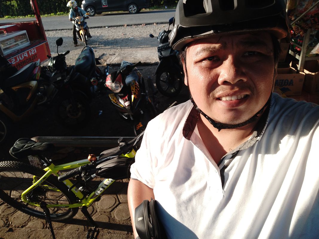 Cracking ride in Kecamatan Nabire