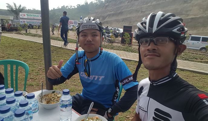 Photo 2 of the Bikemap route "Supersonic route in Kecamatan Gading Rejo"