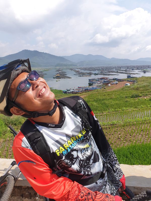 Restful ride in Kecamatan Sukaluyu