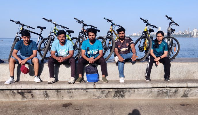 Photo 1 of the Bikemap route "Colaba, Mumbai to Marine Drive, Mumbai"