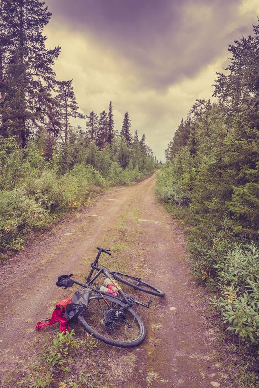 The Old Road to Tjåmotis