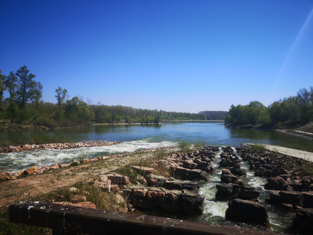 Ásványráró to Győrszentiván