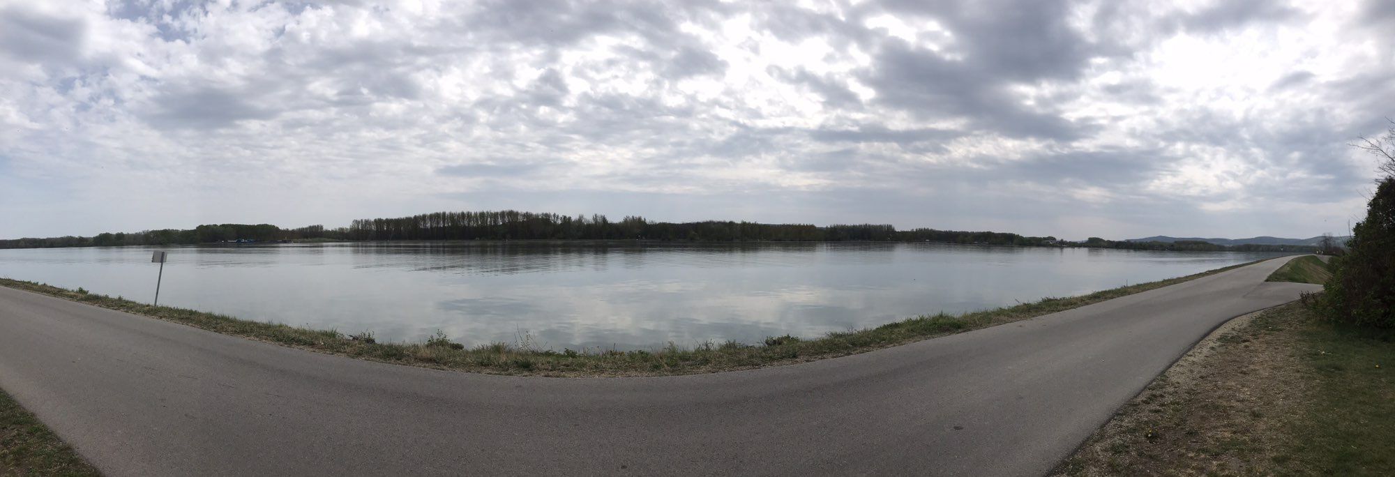 Shillig schöne Strecke Krems - Hernals, Wien