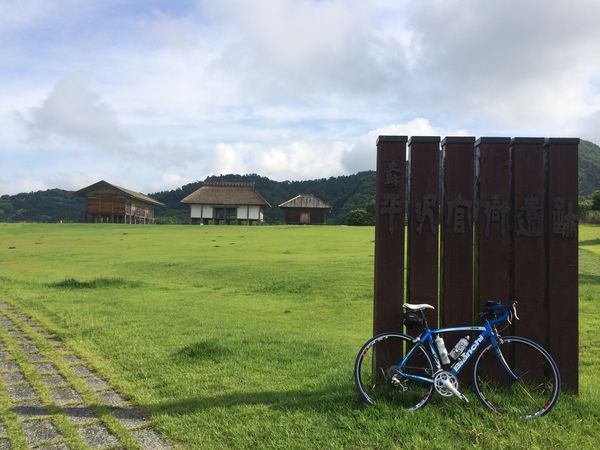 Photo 1: Cyclist8629