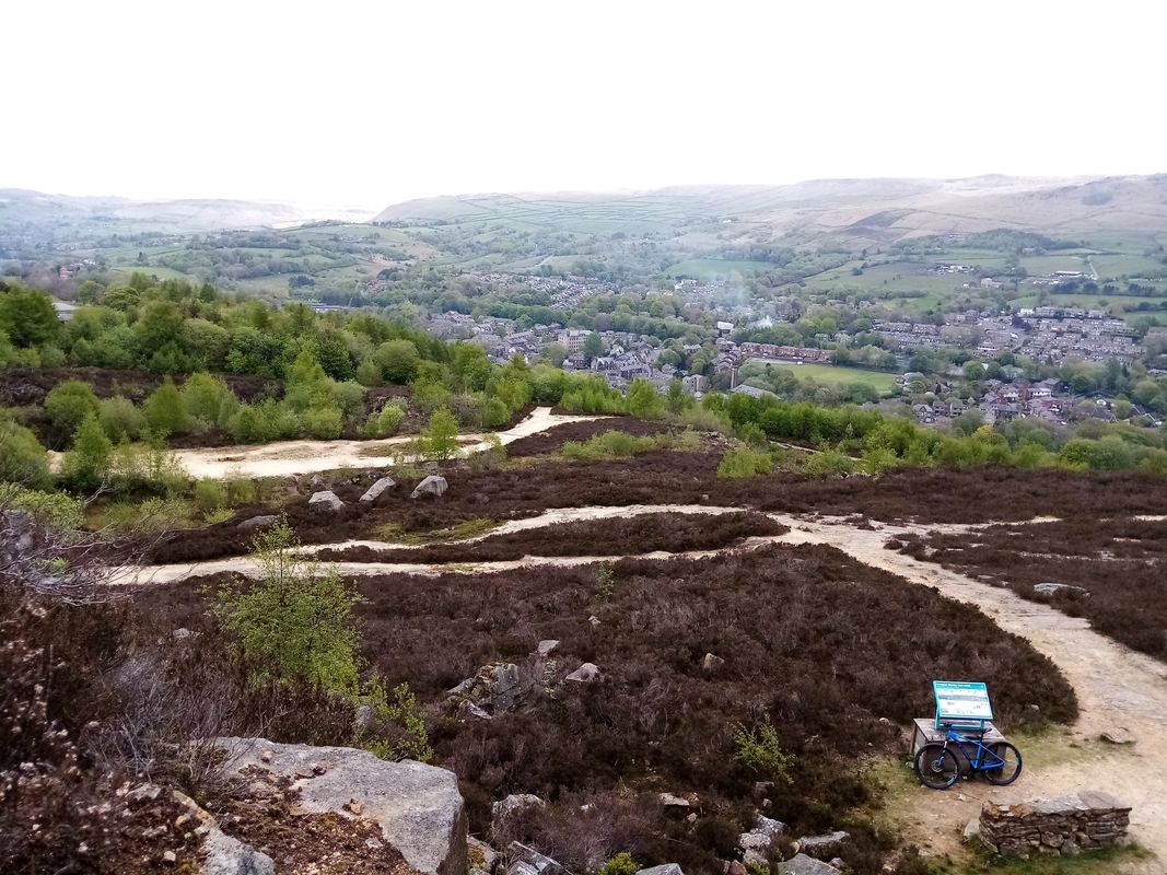 Wellmeadow Lane 16, Uppermill to Colt Hill Lane, Uppermill
