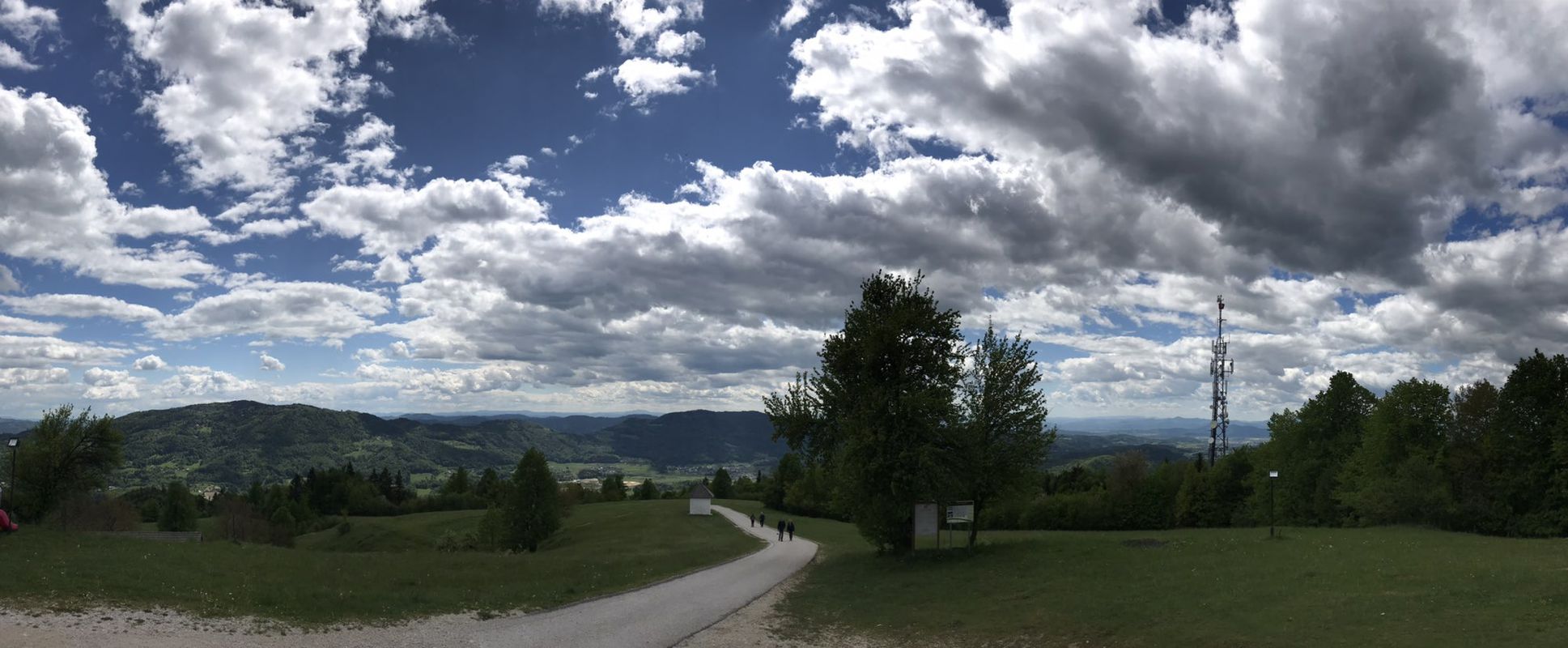 Aljaževa ulica 12, Vir to Limbarska Gora 16, Moravče