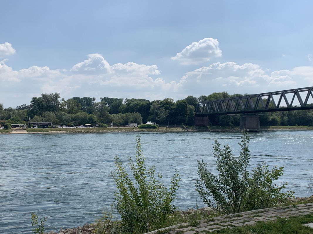 Langsame Fahrt in Graben-Neudorf