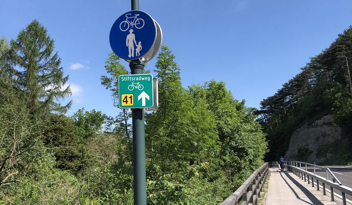 Photo 2 of the Bikemap route "Da Baden a Heiligenkreuz. Helenentalradweg -Stiftradweg" Photo 2 of the Bikemap route "Da Baden a Heiligenkreuz. Helenentalradweg -Stiftradweg"