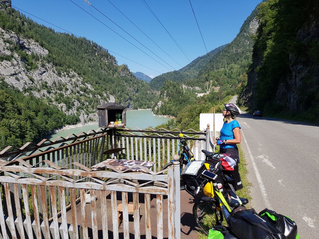 Gruzja - Pętla Swanecka, dzień 2: Jvari - Khaishi (Georgia - Svaneti Loop day 2)