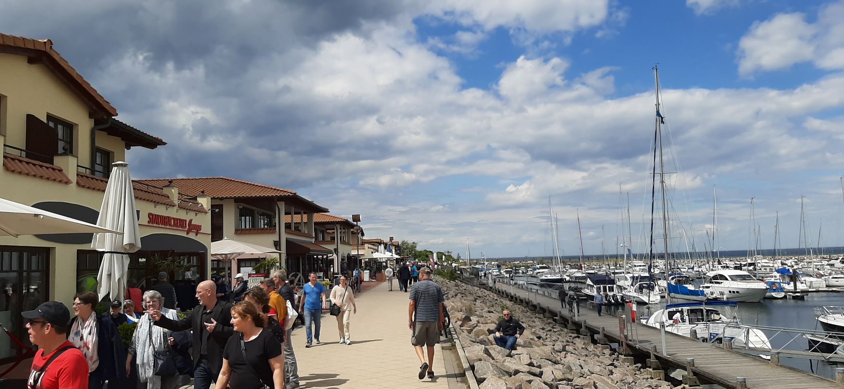 Elmenhorst Kühlungsborn zurück über Warnemünde  nach Elmenhorst