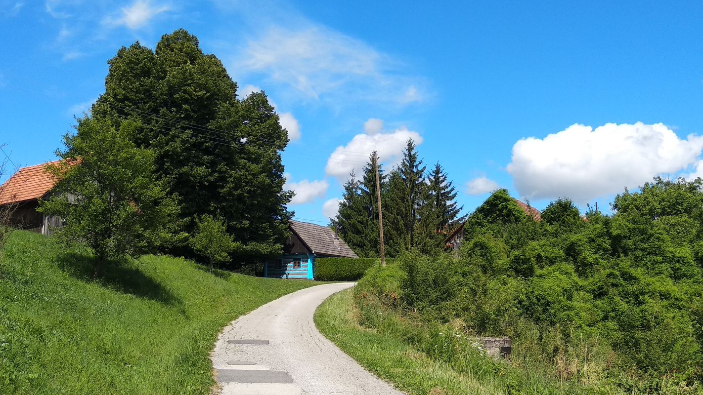Ulica Josipa Broza 15, Kumrovec to Ulica Josipa Broza 15, Kumrovec