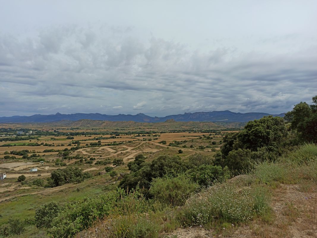 De Unnamed Road, Tierz a Avenida Martínez de Velasco 7, Huesca