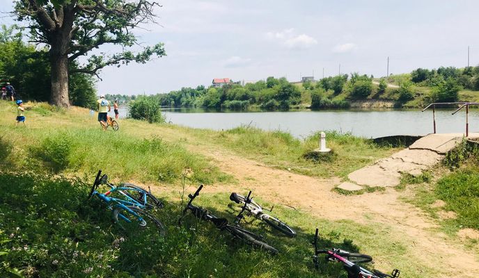 Photo 2 of the Bikemap route "padurea cernica 2020 izvor"