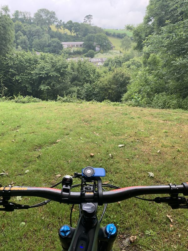 eMTB off and on Road trail