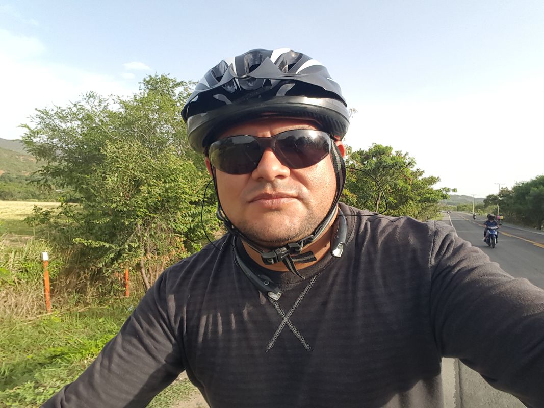 Ruta moderada en vuelta anillo vial