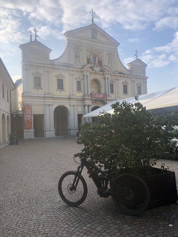 Da Via Gioberti 18, Trino a Piazzale Santuario 15, Serralunga di Crea