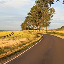 Hutników 10, Legnica do Murarska 5, Legnica