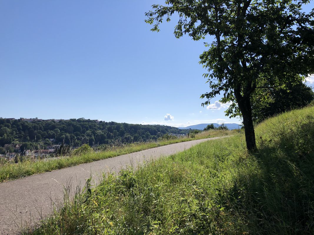 Rossbergstraße 2–8, Oberboihingen nach Schleifbrückenstraße, Aalen