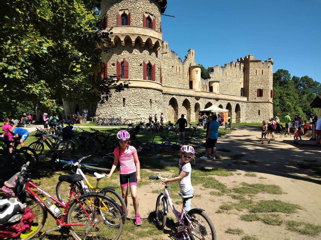 Pod Zámkem 1, Břeclav to Pod Zámkem 1, Břeclav
