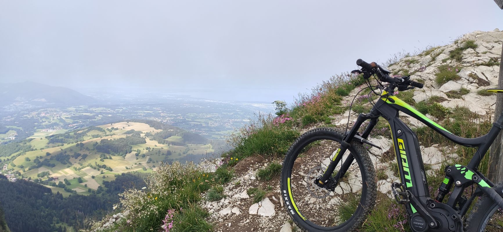 les crêtes de Thollon depuis Maxilly