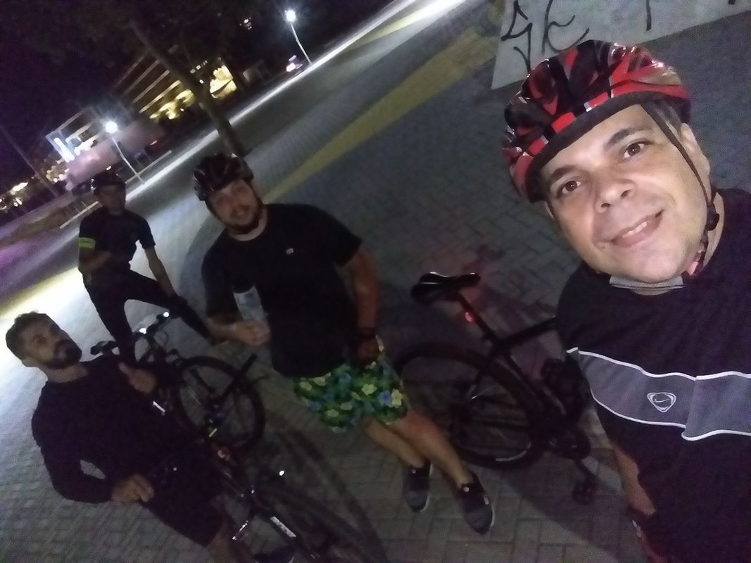 De Rodovia Governador Antonio Mariz 2012 a Avenida Marechal Floriano Peixoto 9121