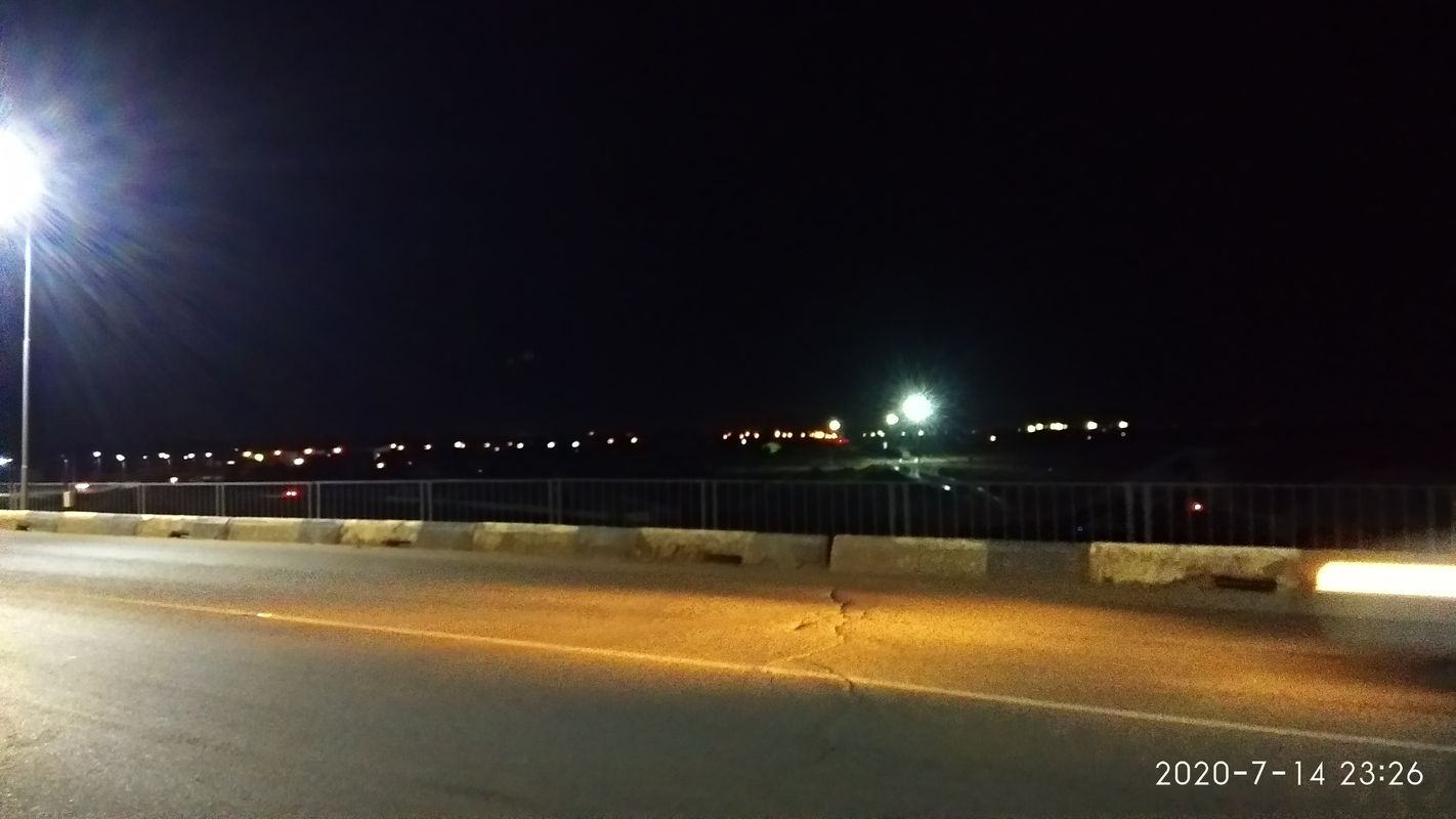 От улица Комарова, Уральск до улица Комарова, Уральск