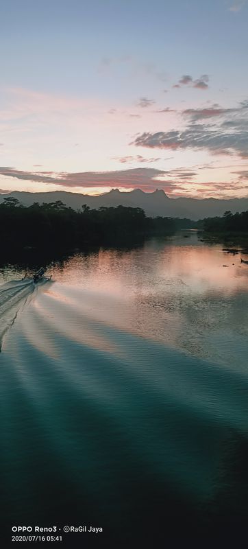 Jalan KA.Petung 63, Kecamatan Pacitan to Bowongan, Kecamatan Pacitan