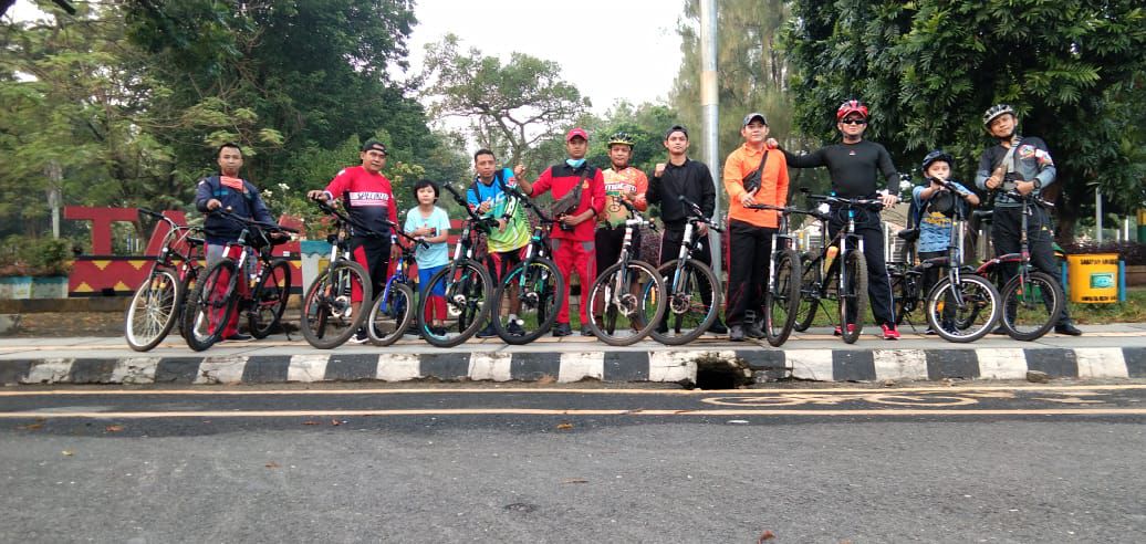 Jalan Cemara 3, Kecamatan Metro Barat to Jalan Cemara 3, Kecamatan Metro Barat