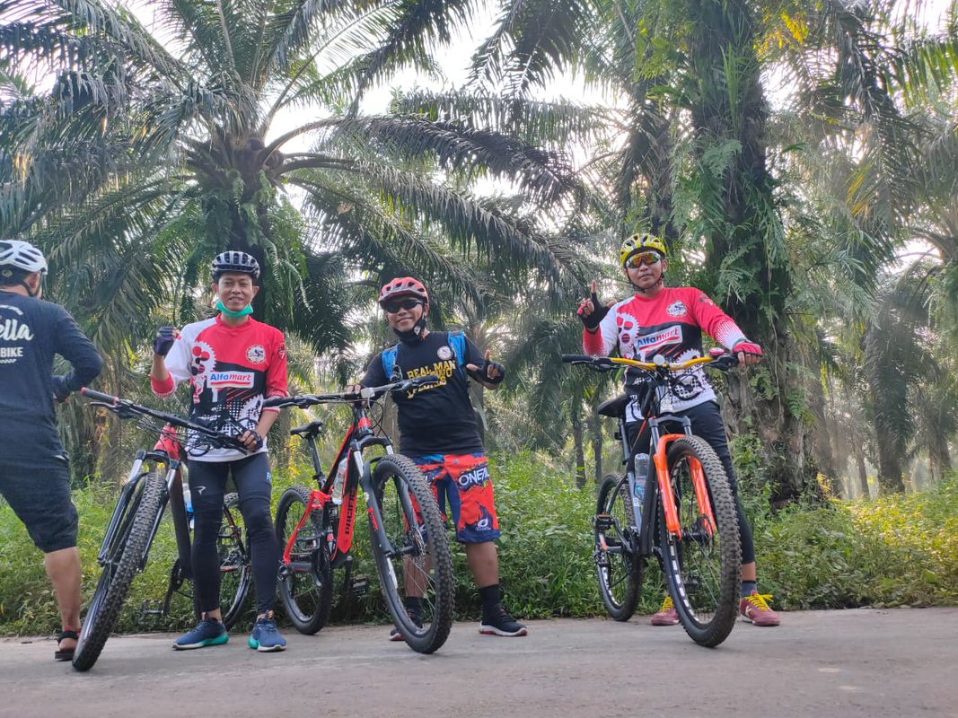 Jalan Jendral Sudirman 23, Kotabumi to Candi MAS, Kecamatan Abung Selatan