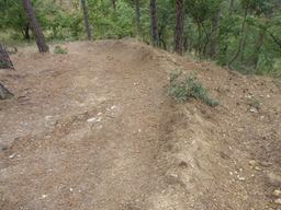 Hebe Bild 11 entlang der Bikemap-Route "Shortcut to/and the extreme downhill path" hervor
