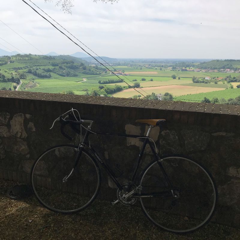 Da Via degli Eroi 58, Castegnero a Via degli Eroi 58, Castegnero